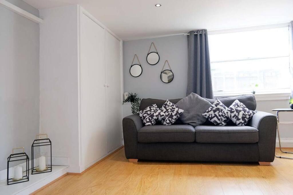 Seymour Townhouse By Serviced Living Liverpool Esterno foto