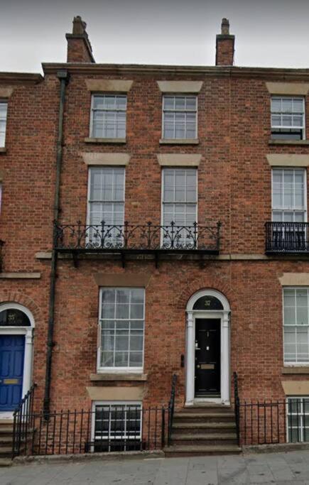 Seymour Townhouse By Serviced Living Liverpool Esterno foto
